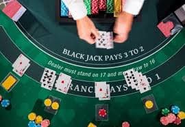 Free Bet Blackjack live dealer table on interwin link